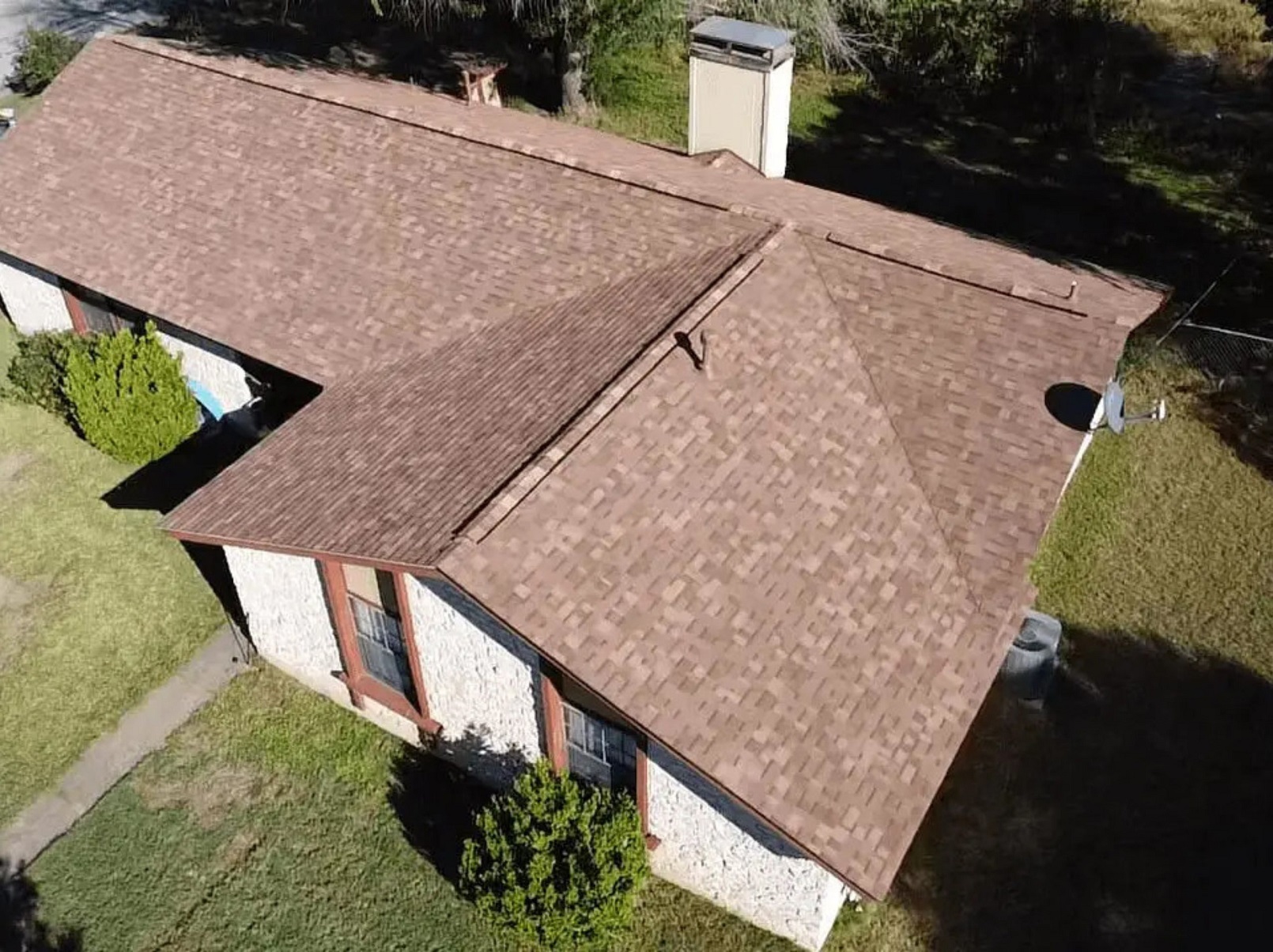 asphalt roofing shingles in Austin , TX